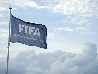 Swiss authorities raid FIFA he...